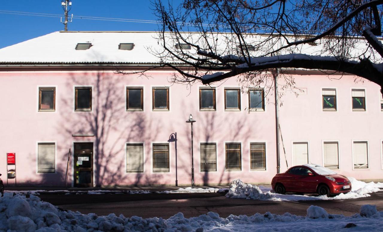 Blue Line Apartements アルノルトシュタイン エクステリア 写真