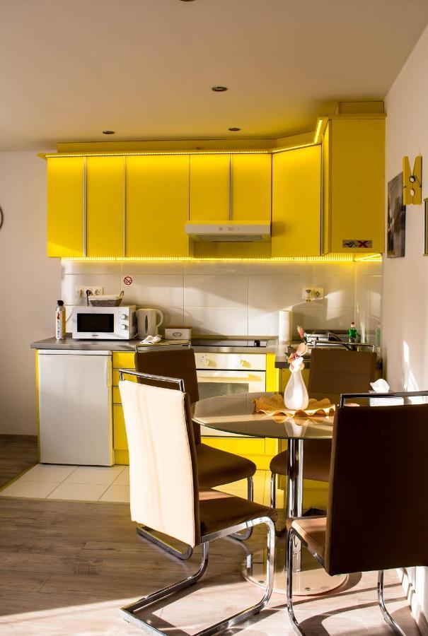 Blue Line Apartements アルノルトシュタイン エクステリア 写真